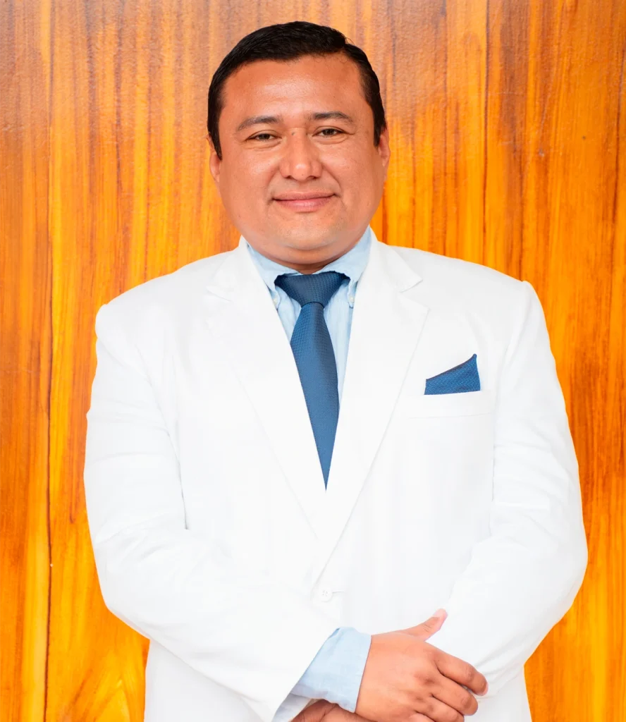 Dr. Christian Rogelio Cañarte Vélez, Vicerrector Académico de la UNESUM